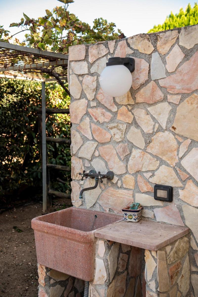Villa Plumeria Campofelice Di Roccella Bagian luar foto